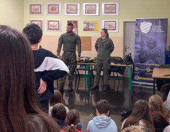 Zajęcia „Zawód Żołnierz” w Szkole Podstawowej nr 6 w Oleśnicy